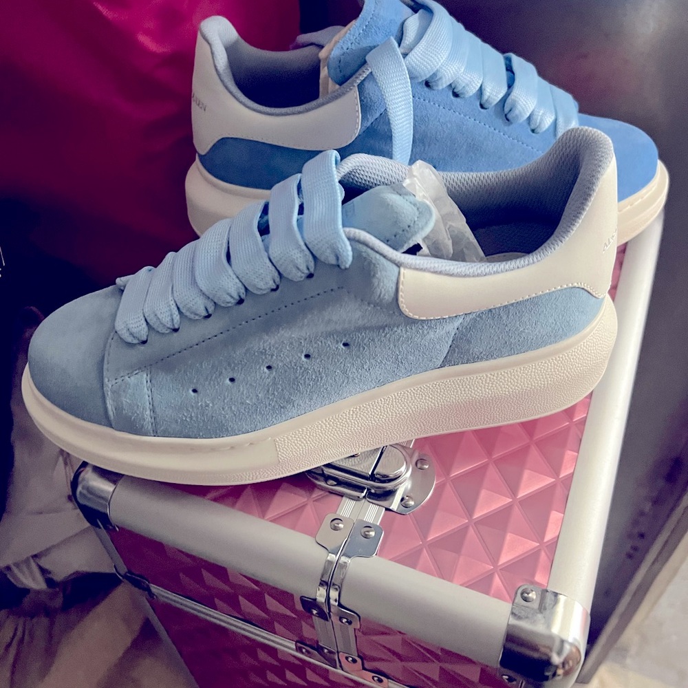 Alexander McQueen Baby Blue